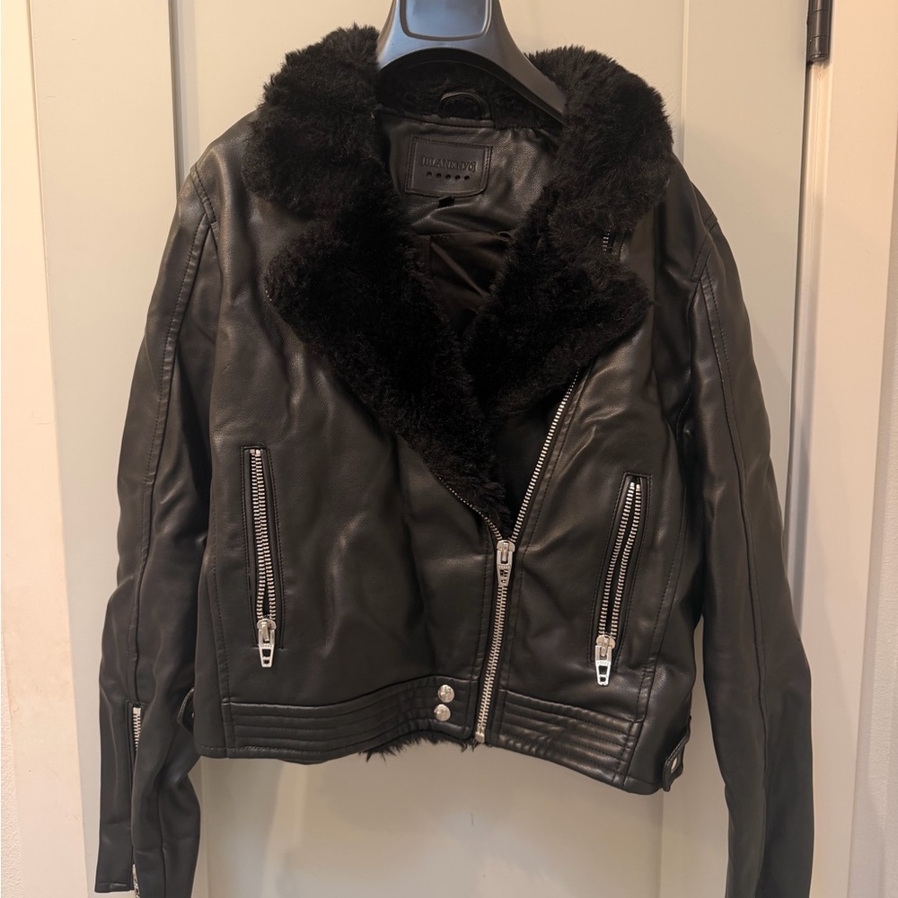 BLANK NYC Black Leather Moto Jacket w Fur Collar